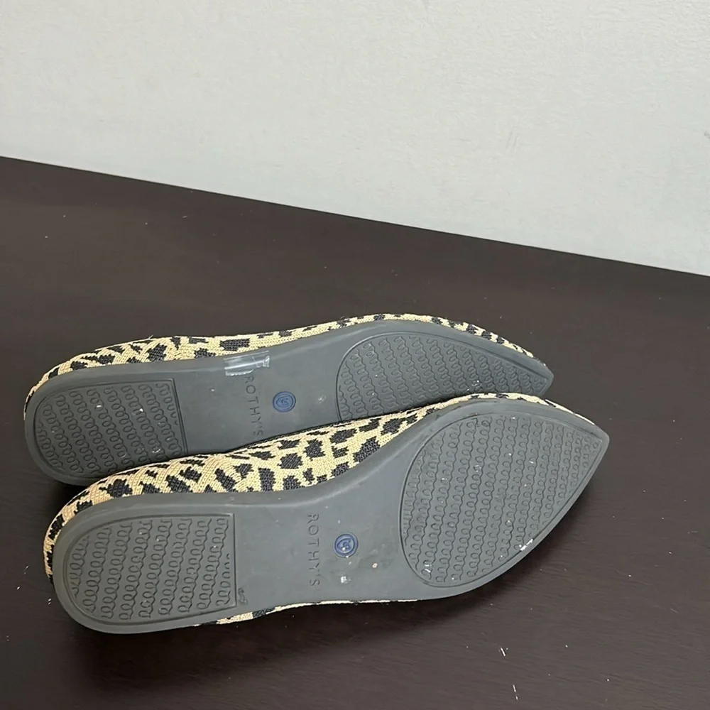 ROTHYS The Point Leopard Desert Cat Shoe Retired Animal Print Slip On Flat Sz 6